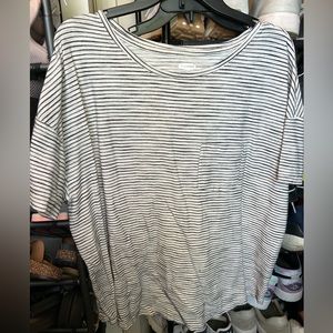 Old navy striped tee - size XXL